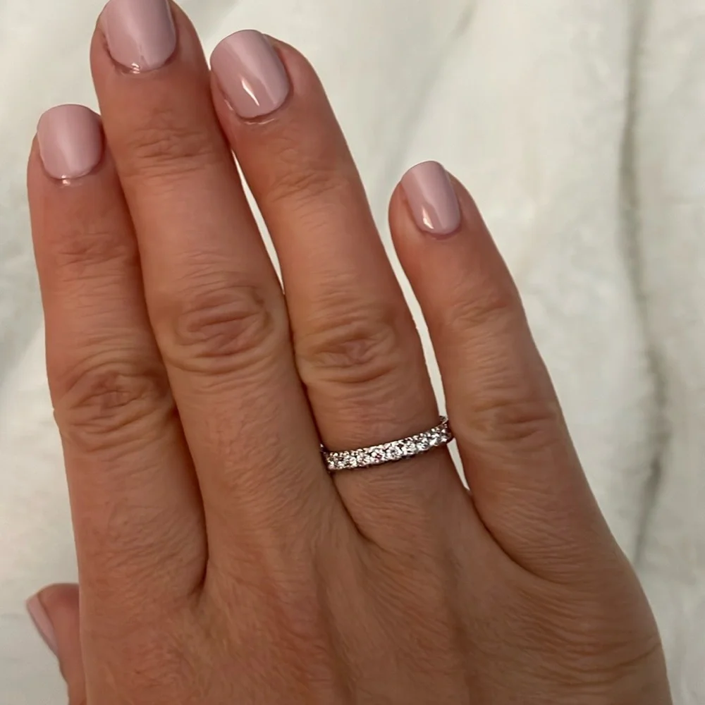 Diamond Wedding Band, White 14k Gold, Prong Set With Lace Detail Sides Size 5.5 - Picture 3 of 8